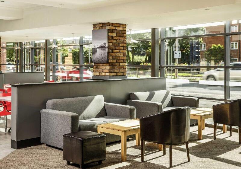 هتل Ibis Hull  City Centre
