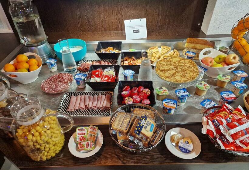 호텔 Kyriad Montluçon   Saint Victor