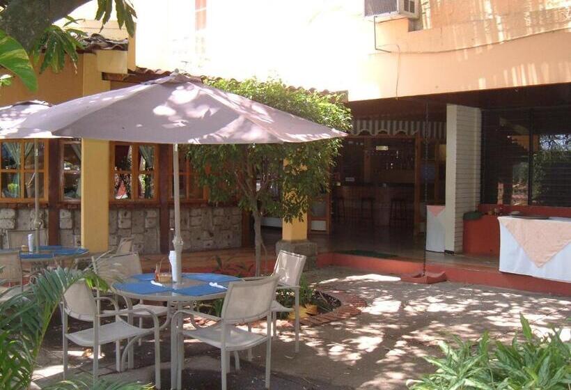 فندق Mediterráneo Plaza