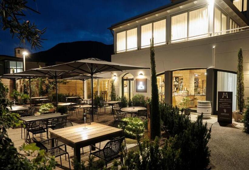 هتل Miramonti Enoteca