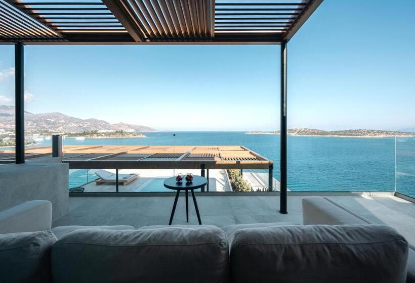 هتل Niko Seaside Resort Mgallery
