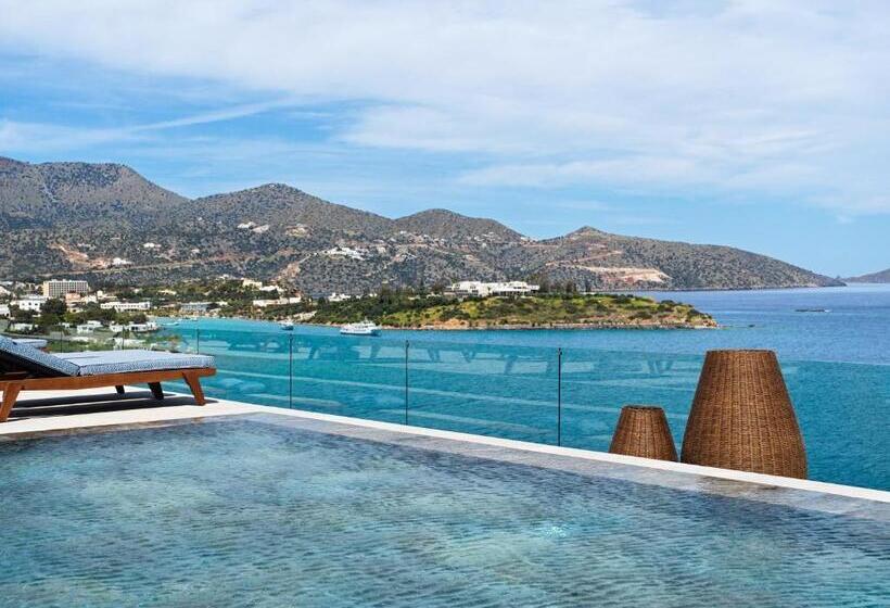 هتل Niko Seaside Resort Mgallery