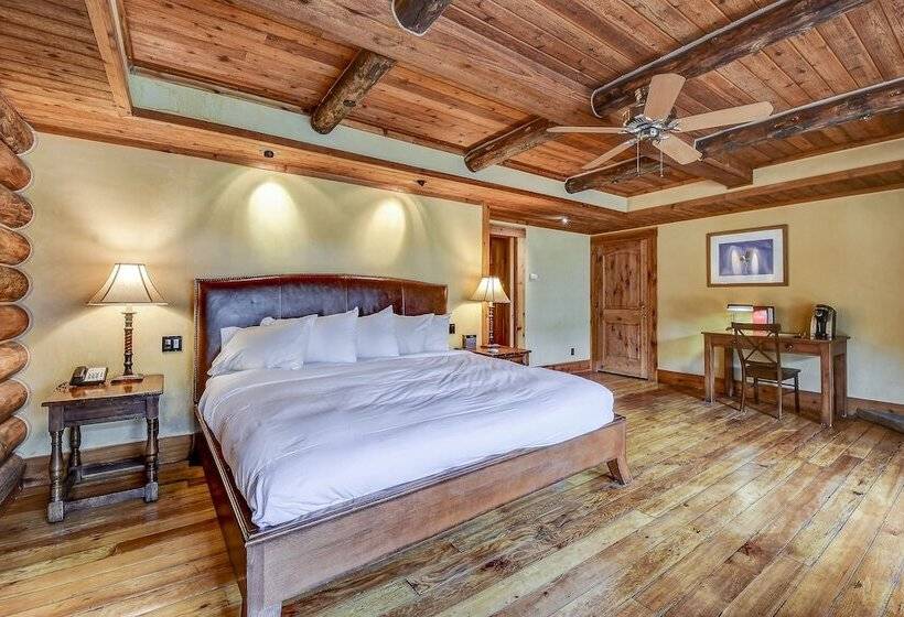 Отель Rainbow Ranch Lodge