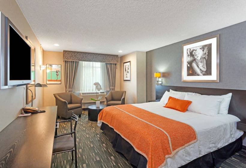 Hotel Ramada Plaza By Wyndham West Hollywood  & Suites