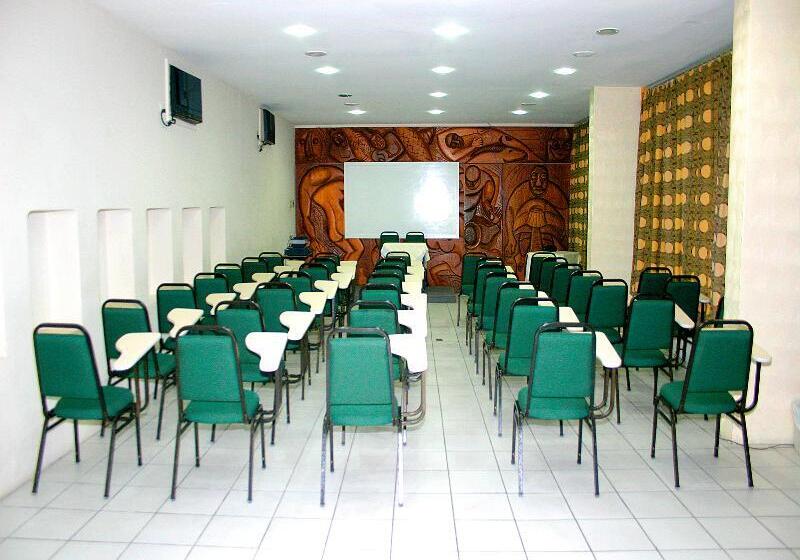 هتل Rede Andrade Barra