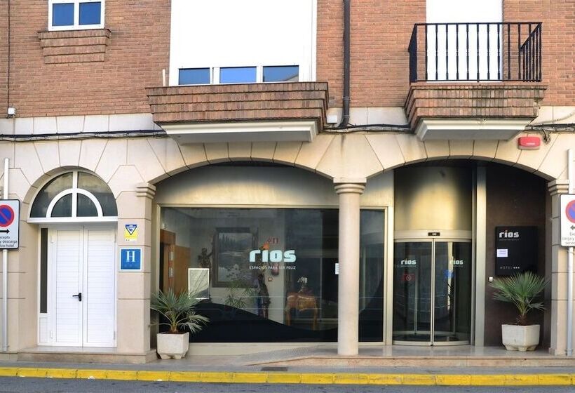 فندق Rios