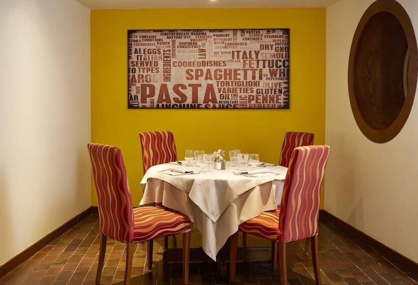 فندق Royal Village