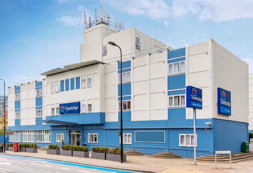 هتل Travelodge London Battersea