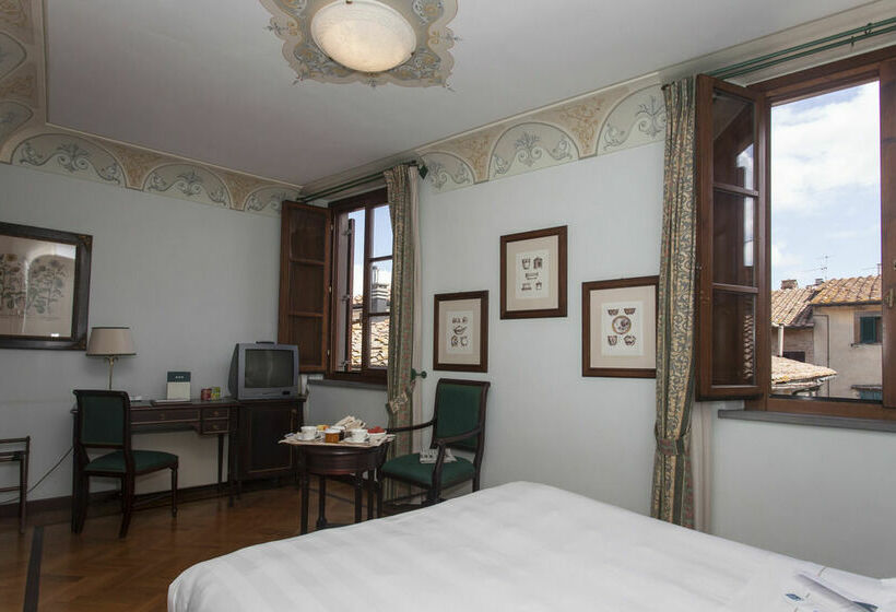 UNAHOTELS Palazzo Mannaioni Toscana