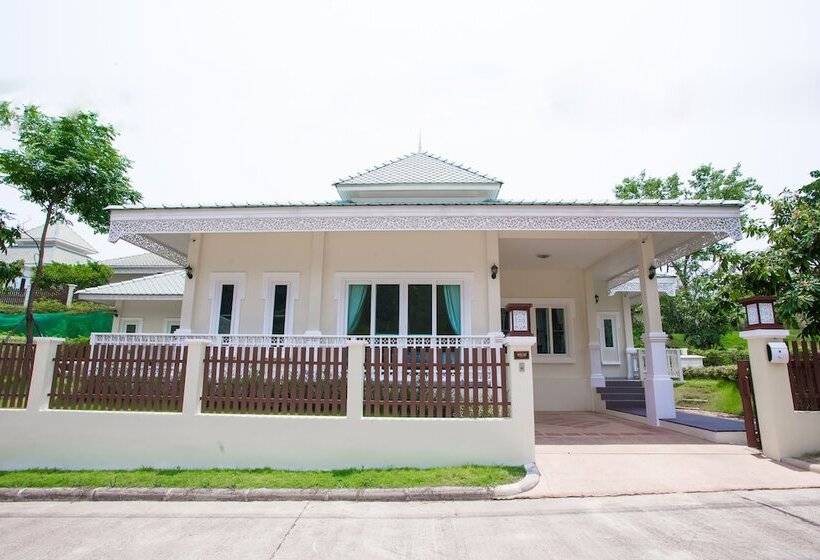 استراحتگاه Jirung Health Village