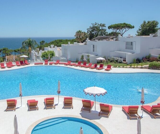 Villas D água Beachfront Resort