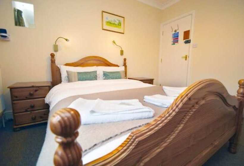 هتل Volunteer Inn