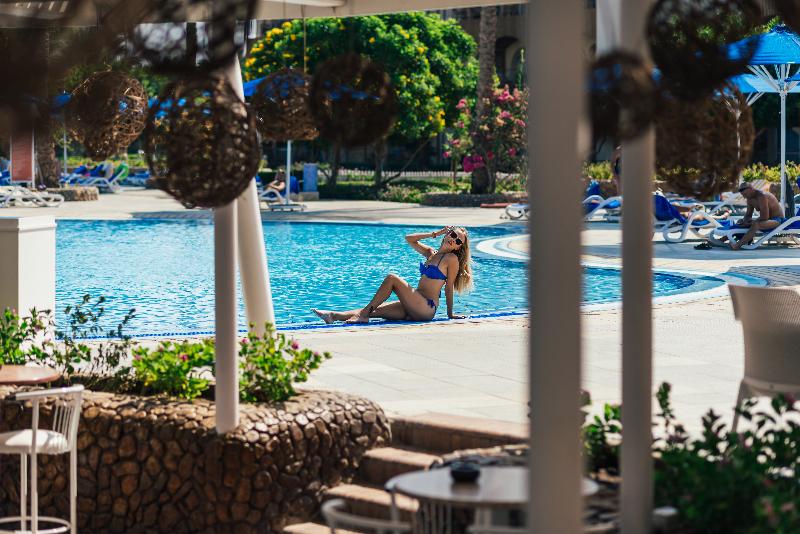 Desert Rose Resort