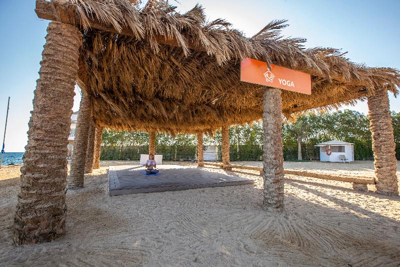 Desert Rose Resort