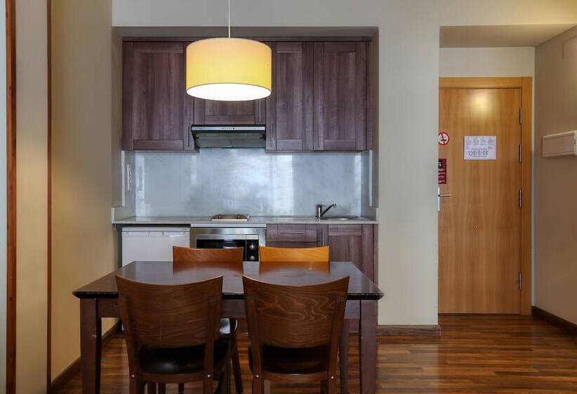 Guitart La Molina Aparthotel & Spa