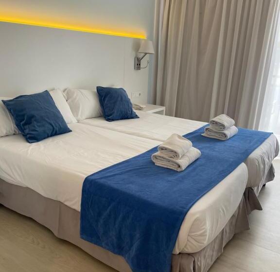 هتل Bluesea Anba Romaní