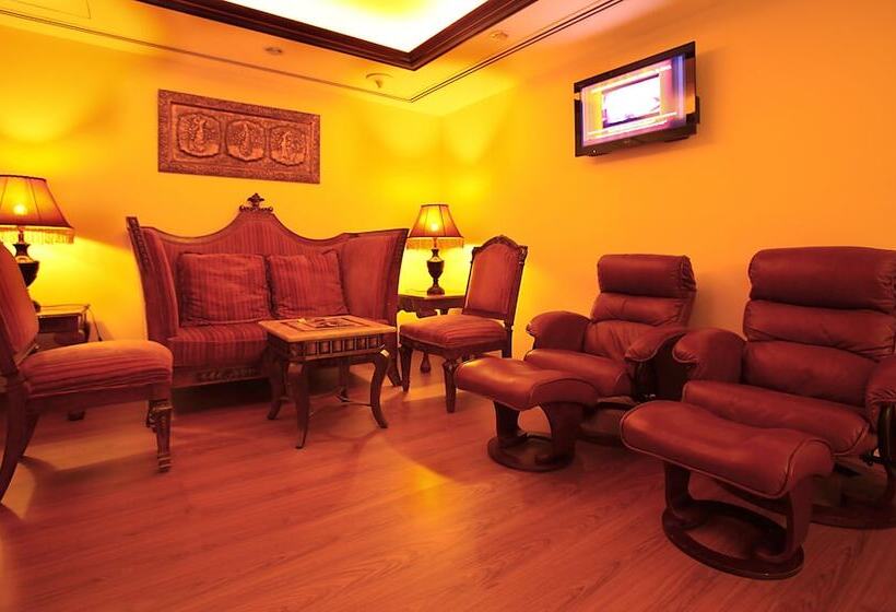 فندق Arabian Courtyard  & Spa