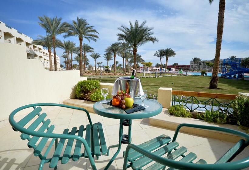 فندق Aurora Oriental Resort