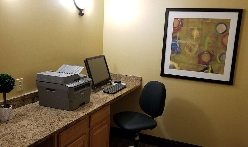 هتل Best Western Oswego
