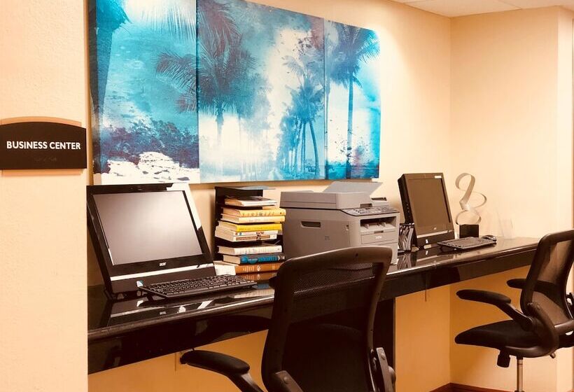 Best Western Plus Bradenton Hotel & Suites