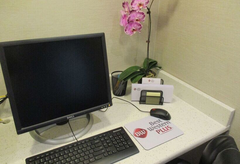 هتل Best Western Plus North Joliet
