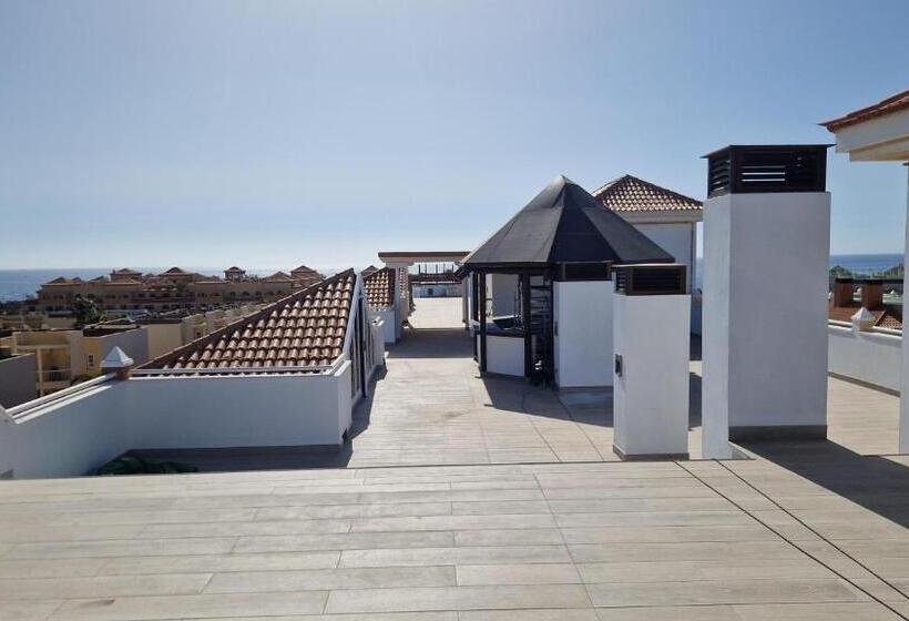 Отель Chatur Costa Caleta