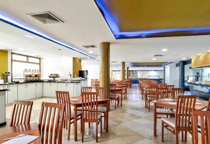 Отель Chatur Costa Caleta