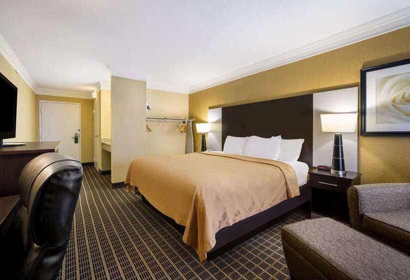 هتل Quality Inn And Suites Fairgrounds   Syracuse