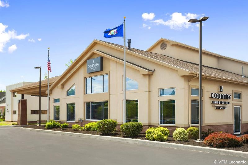 هتل Country Inn & Suites By Radisson, Rochester Pittsford Brighton, Ny