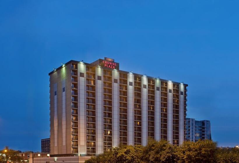 هتل Crowne Plaza   Chicago West Loop, An Ihg