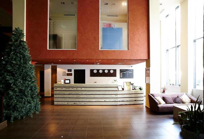 בית מלון כפרי Festa Chamkoria Apartments