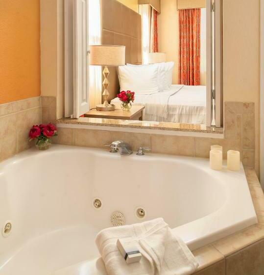 هتل Floridays Orlando Two & Three Bed Rooms Condo Resort