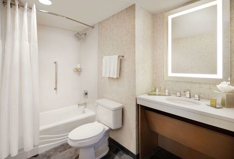 هتل Highline Vail  A Doubletree By Hilton