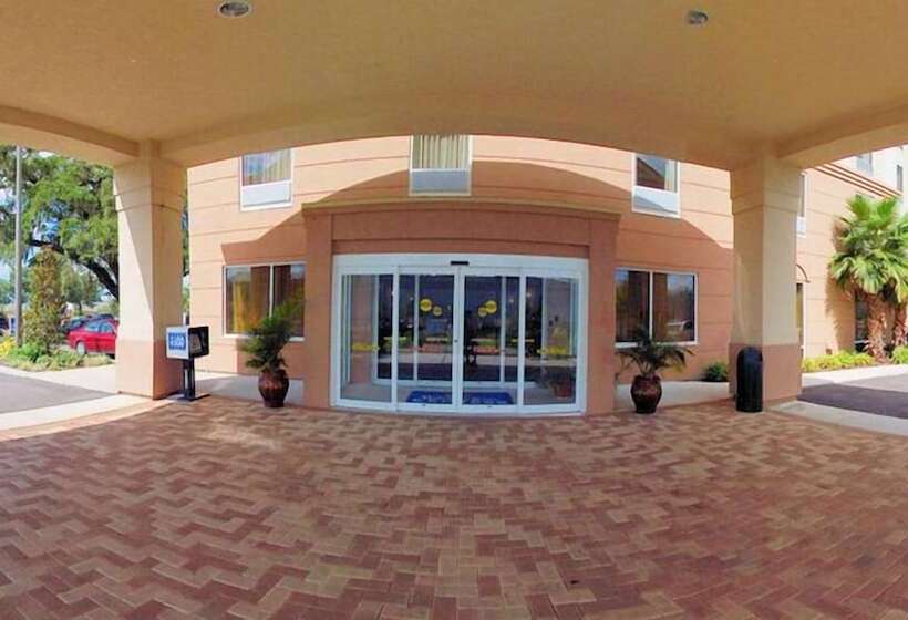 Hotel Holiday Inn Express  & Suites Clearwater Us 19 North