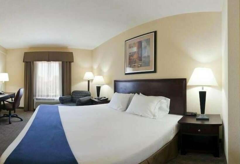 هتل Holiday Inn Express  & Suites Clearwater Us 19 North