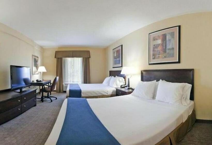 هتل Holiday Inn Express  & Suites Clearwater Us 19 North