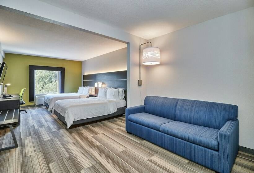 Holiday Inn Express Hotel & Suites Clearwater Us 19 North, An Ihg