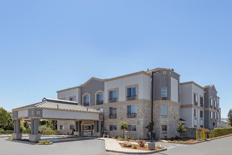 Holiday Inn Express Hotel & Suites San Jose Morgan Hill, An Ihg