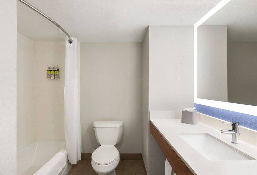 هتل Holiday Inn Express Vero Beach West I 95, An Ihg