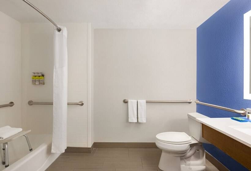هتل Holiday Inn Express Vero Beach West I 95, An Ihg