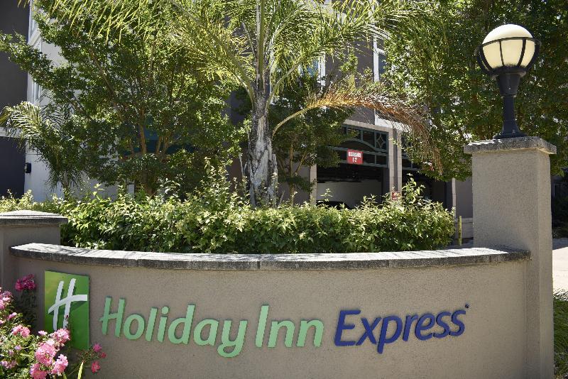 هتل Holiday Inn Express Windsor Sonoma Wine Country, An Ihg