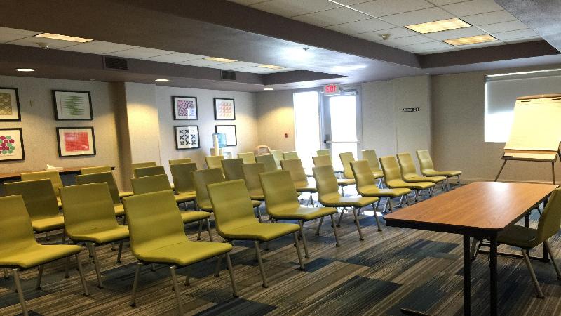 هتل Holiday Inn Express Woodland, An Ihg