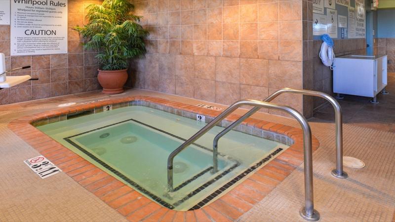 هتل Holiday Inn Express Woodland, An Ihg