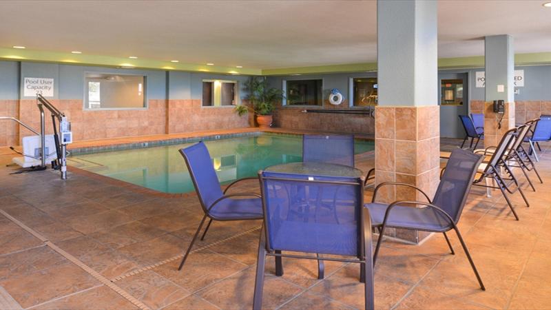 هتل Holiday Inn Express Woodland, An Ihg