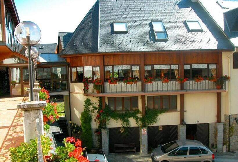 هتل Hosteria Catalana