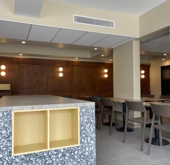 هتل Des Victoires   Restaurant