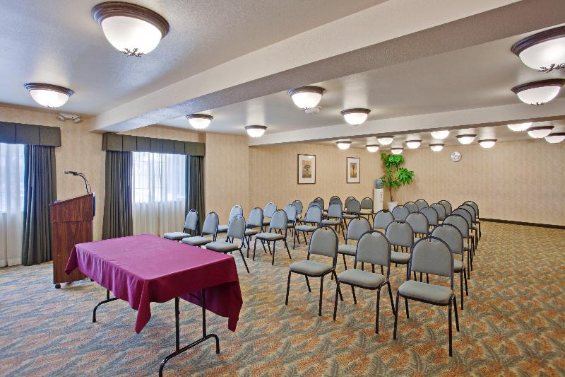 هتل Marguerite South Anaheim   Garden Grove, Trademark Collection By Wyndham