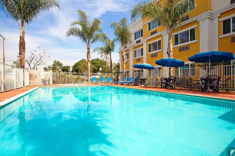 هتل Marguerite South Anaheim   Garden Grove, Trademark Collection By Wyndham
