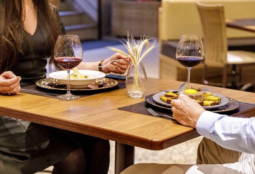 هتل Mercure Joinville Prinz