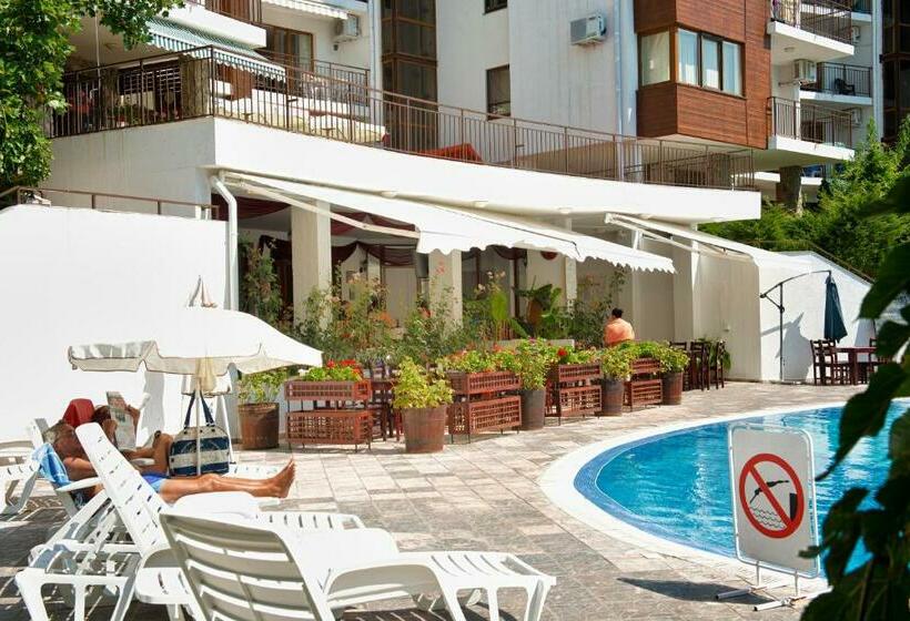 בית מלון כפרי Messambria Beach Apartments